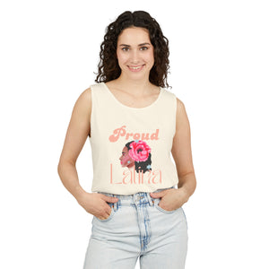 Camiseta sin mangas con la frase "Orgullosa latina"